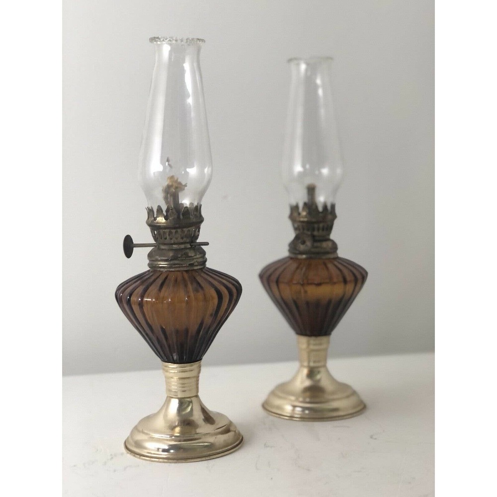 Vintage Pair of 10in Amber Glads Oil Lamps
